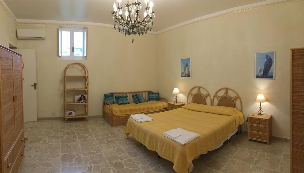 Case Vacanze Arcobaleno Липари Екстериор снимка