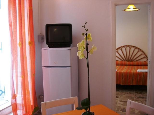 Case Vacanze Arcobaleno Липари Стая снимка